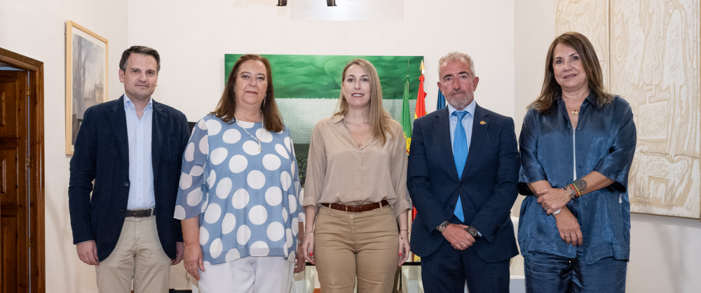 COMUNICADO AVT: La AVT se reúne con la presidenta de la Junta de Extremadura, María Guardiola